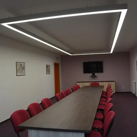 בית הארחה Sport Klub 3*